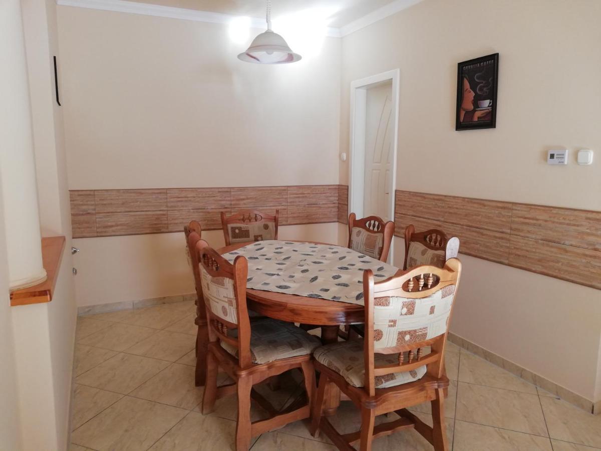 Imola Es Andrea Apartmanhaz Hajdúszoboszló 외부 사진