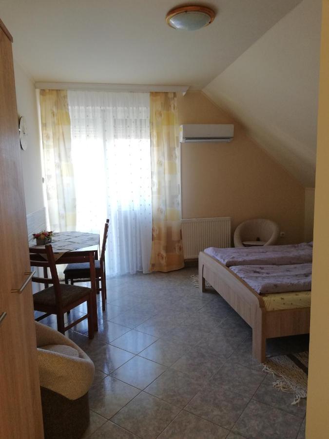Imola Es Andrea Apartmanhaz Hajdúszoboszló 외부 사진