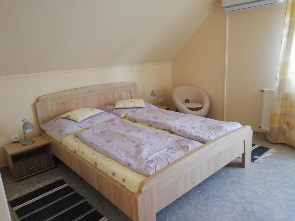 Hajdúszoboszló Imola Es Andrea Apartmanhaz 아파트 외부 사진