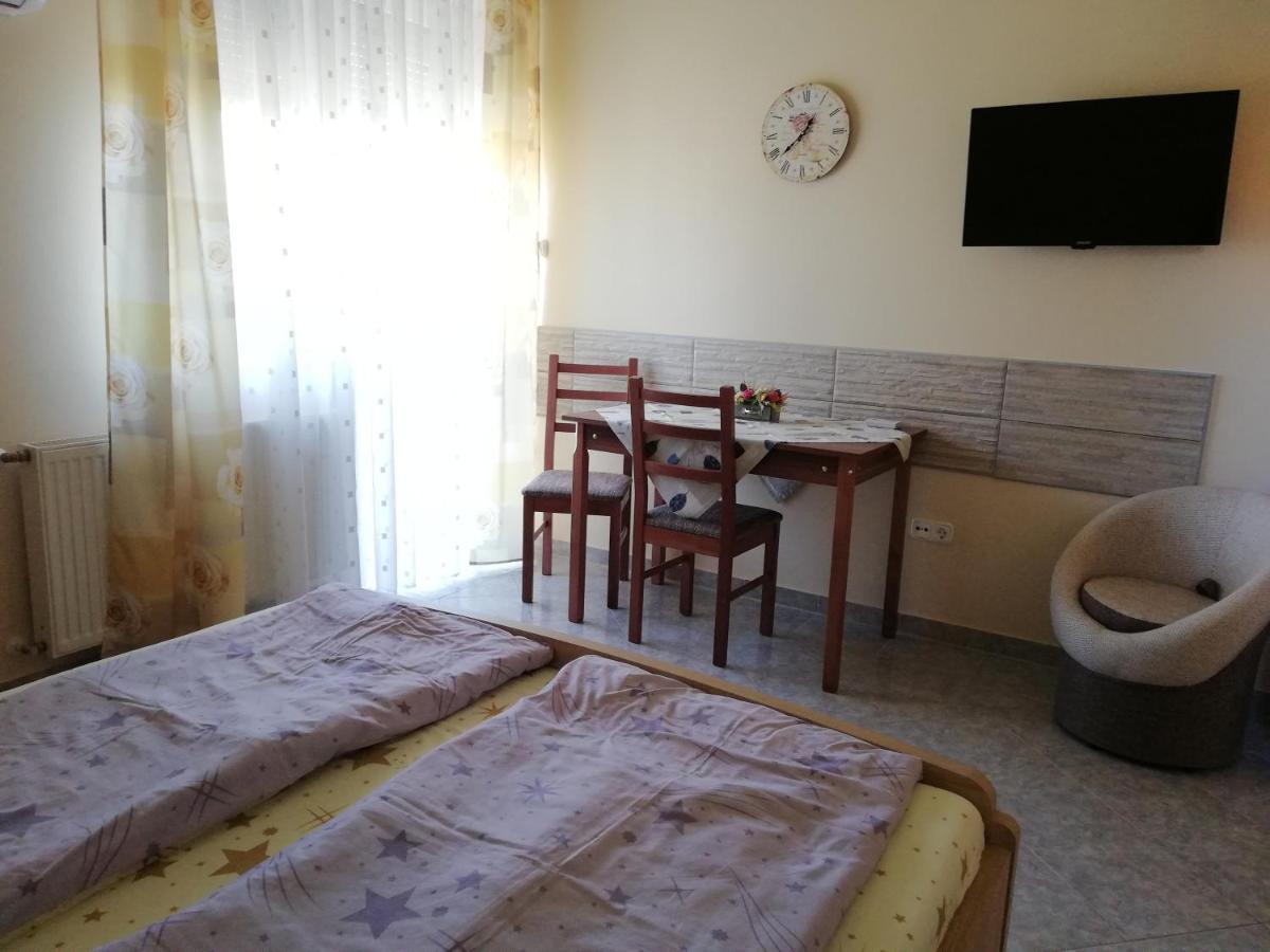 Imola Es Andrea Apartmanhaz Hajdúszoboszló 외부 사진