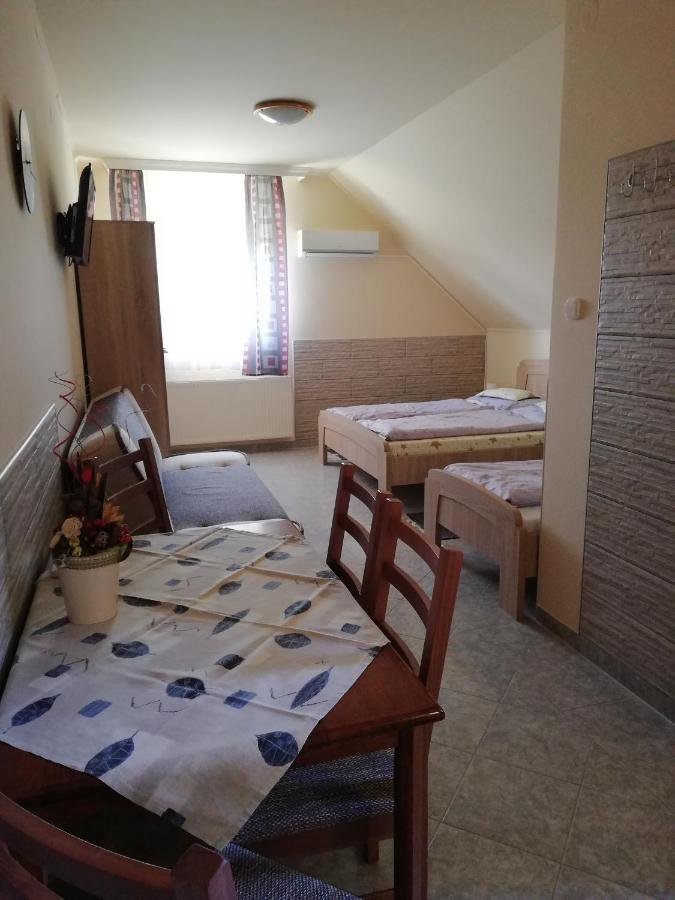 Imola Es Andrea Apartmanhaz Hajdúszoboszló 외부 사진