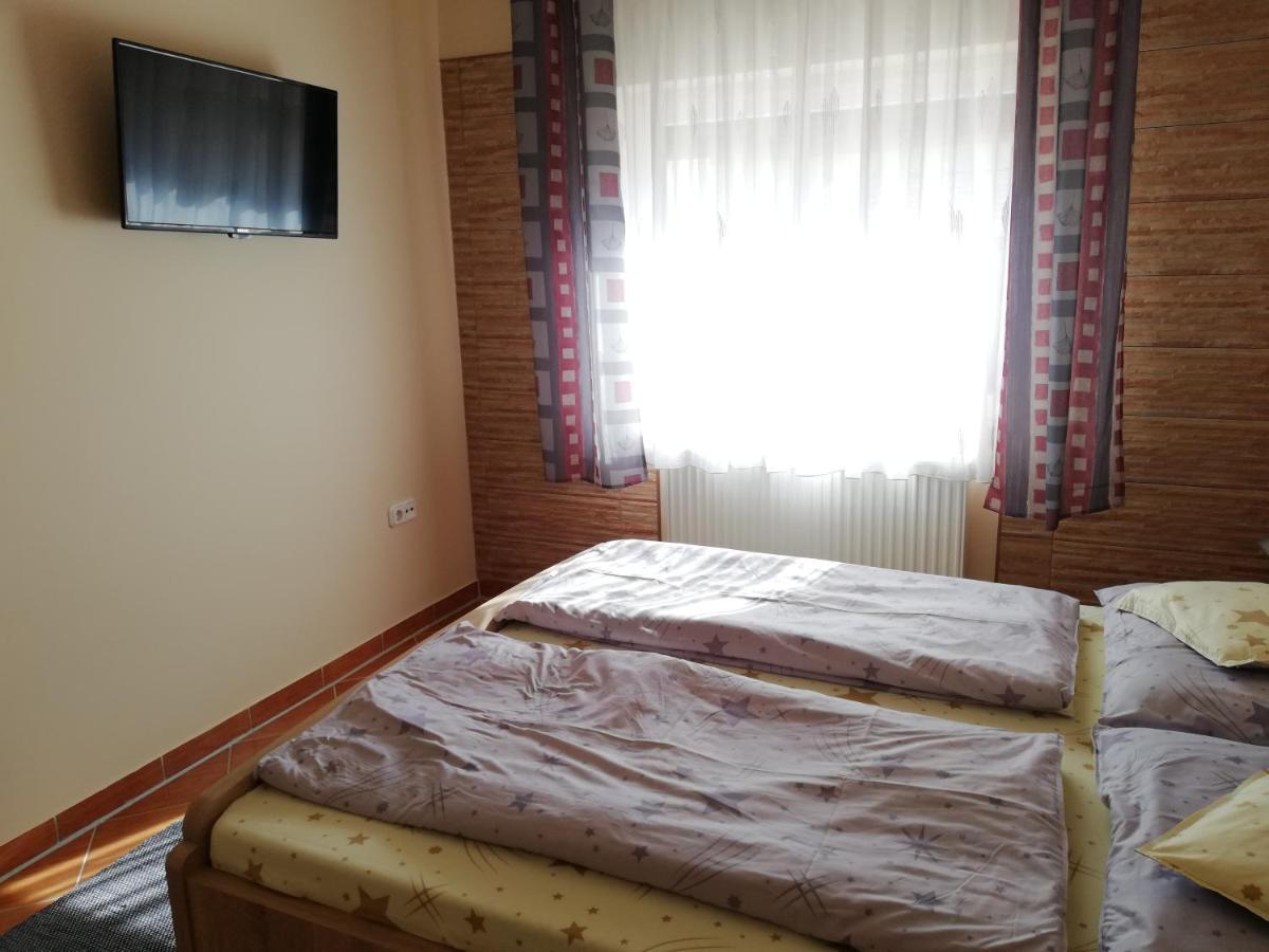 Imola Es Andrea Apartmanhaz Hajdúszoboszló 외부 사진