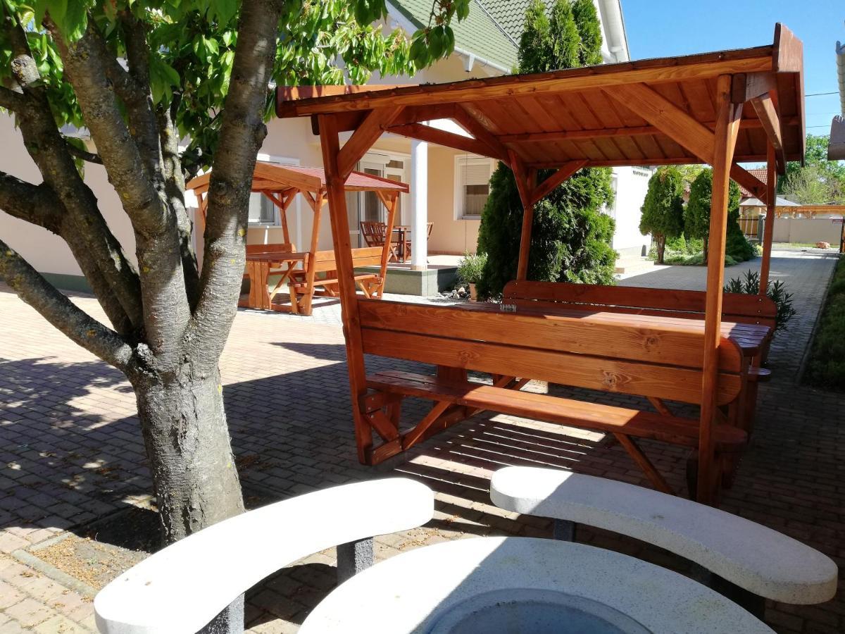 Imola Es Andrea Apartmanhaz Hajdúszoboszló 외부 사진